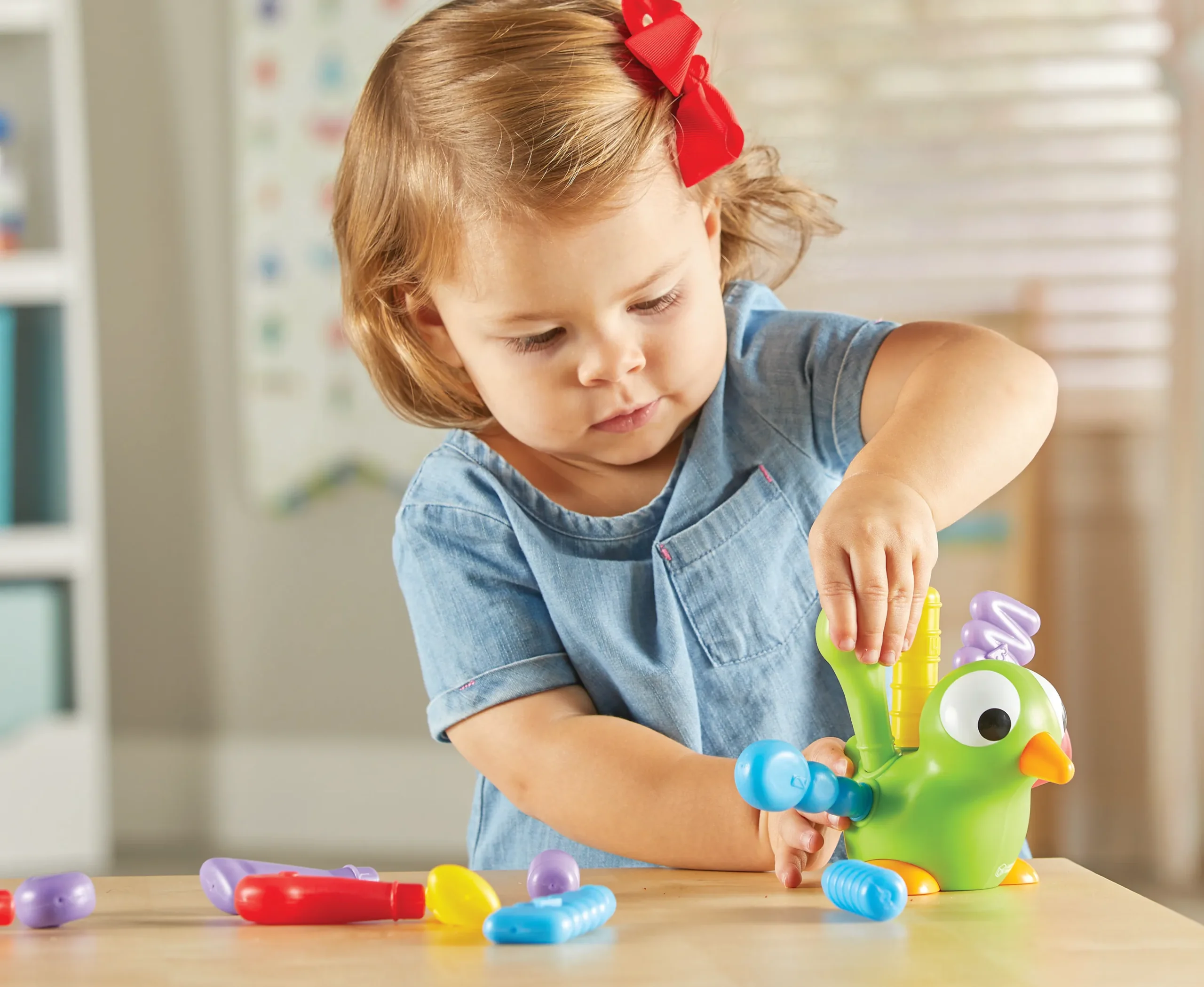 Learning Resources Puzzle Fine Motor Peacock Pals - Image 3