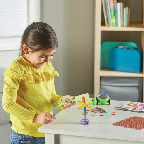 Alternative view of Learning Resources Puzzle STEM Explorers™ Magnetworks™