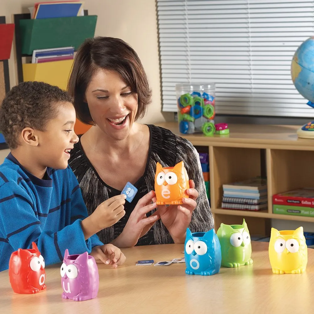 Vowel Owls™ Sorting Set - Image 11