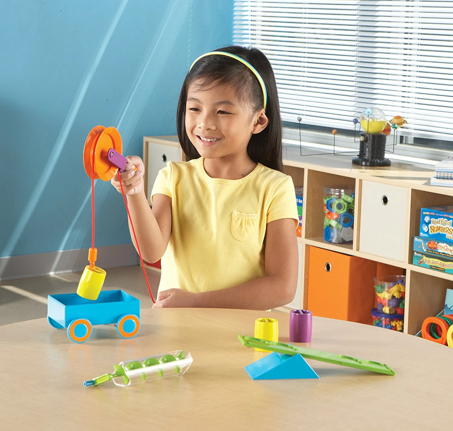 Learning Resources Puzzle STEM Simple Machines Activity Set - Image 3