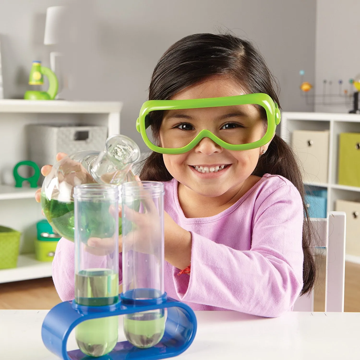 Primary Science® Deluxe Lab Set - Image 9