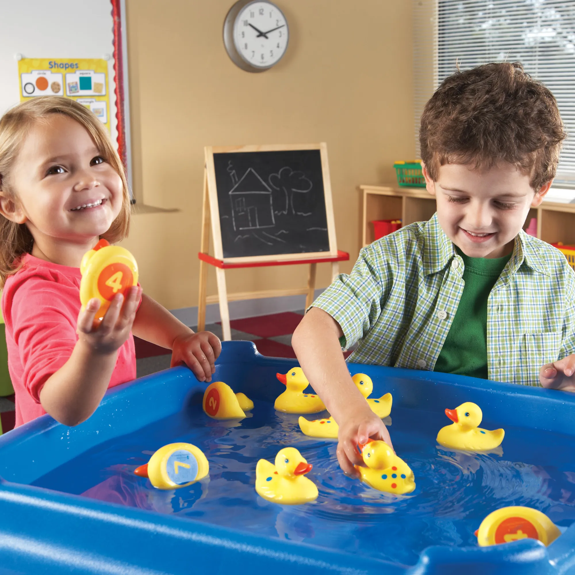 Learning Resources Puzzle Smart Splash® Number Fun Ducks - Image 4